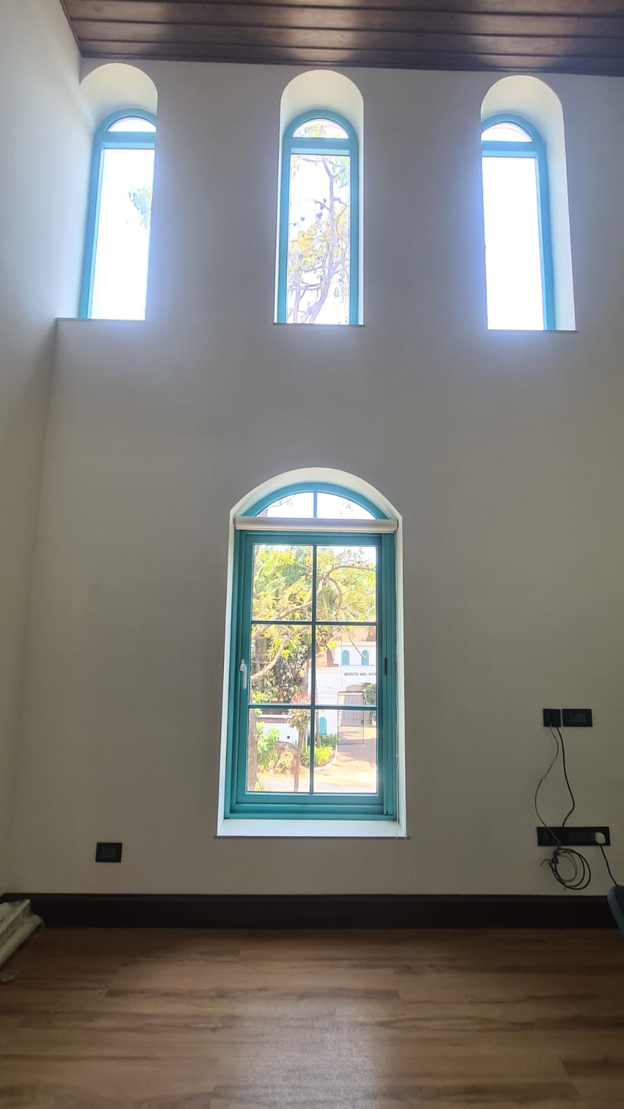Arch Window 8